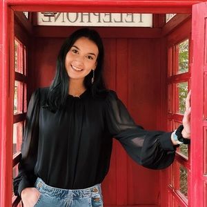 Meet your Posher, Caity!